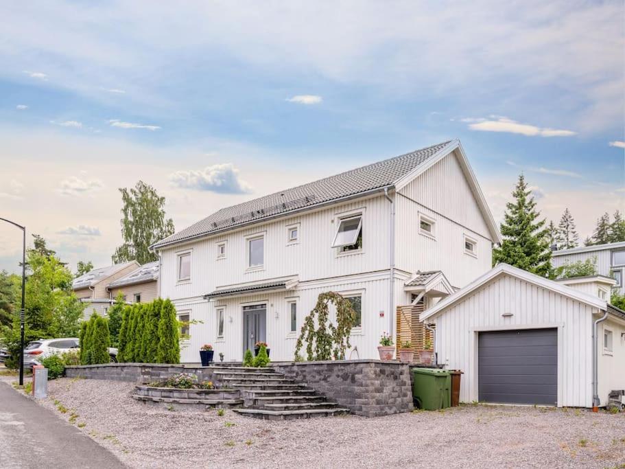 Vaesjoebacken, Sollentuna, Stockholm Apartment Exterior photo